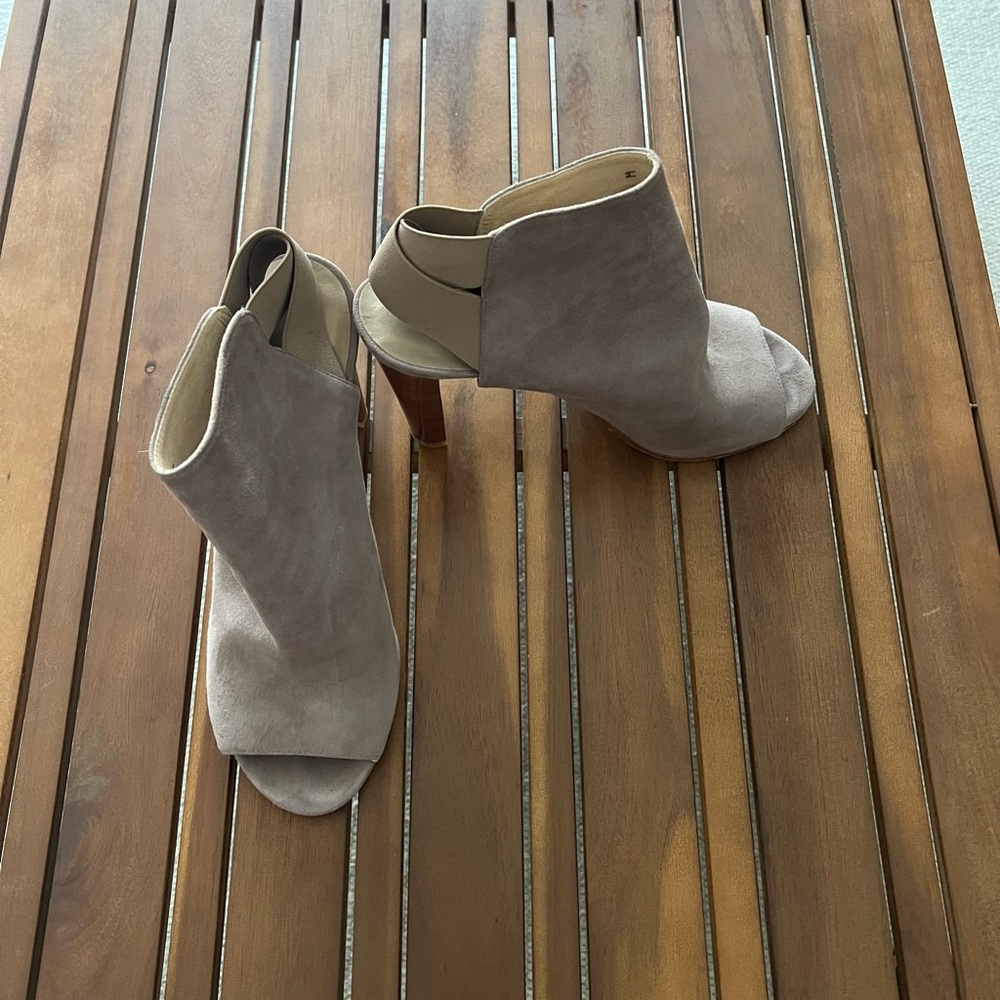 Stuart Weitzman Suede Heels